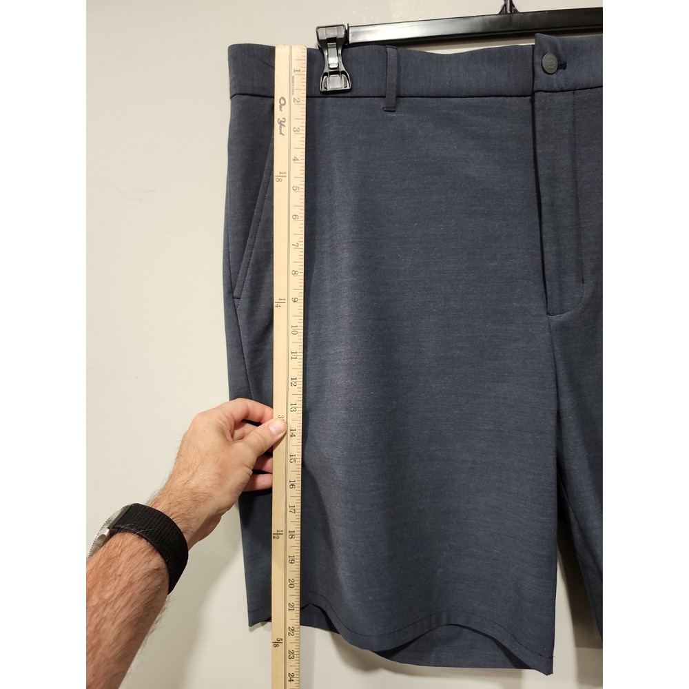 Johnnie-O NWT Mulligan Performance Shorts Mens 44 9 Inseam Navy Blue Stretch New - Picture 3 of 8